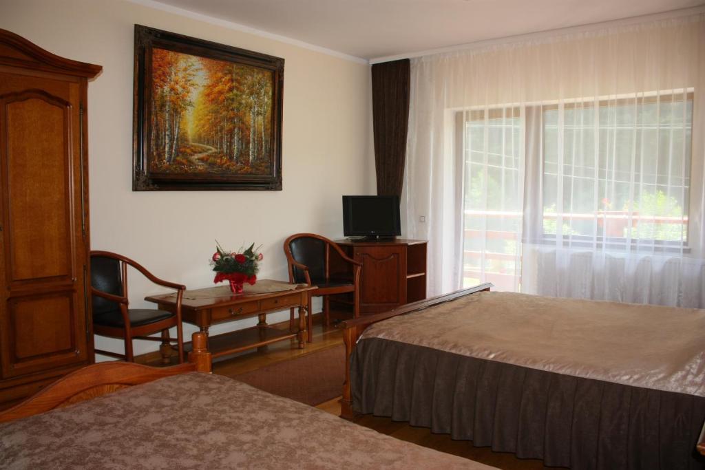 Pension Curmatura Stezii Rasinari Room photo