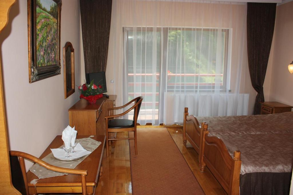 Pension Curmatura Stezii Rasinari Room photo
