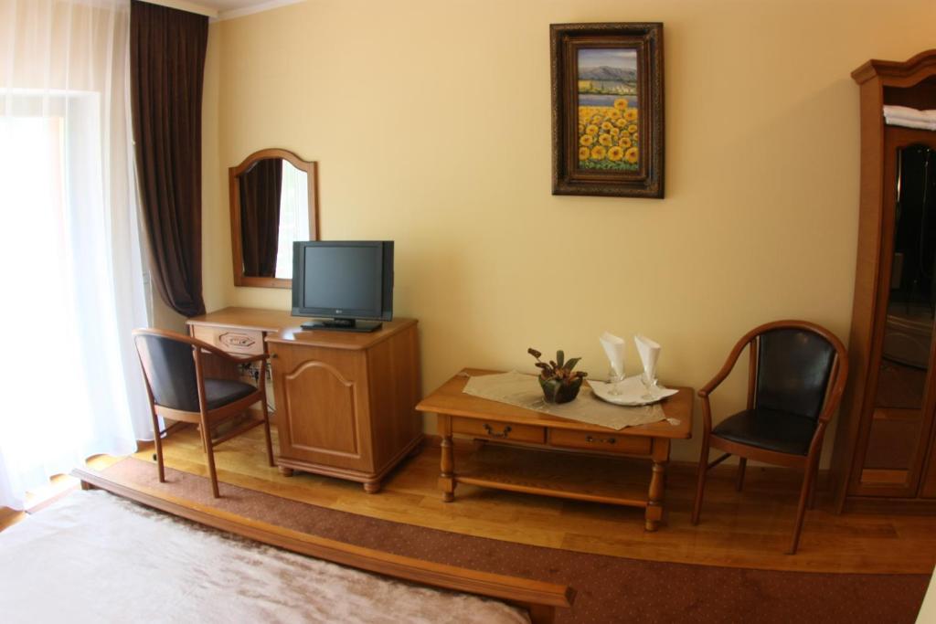 Pension Curmatura Stezii Rasinari Room photo