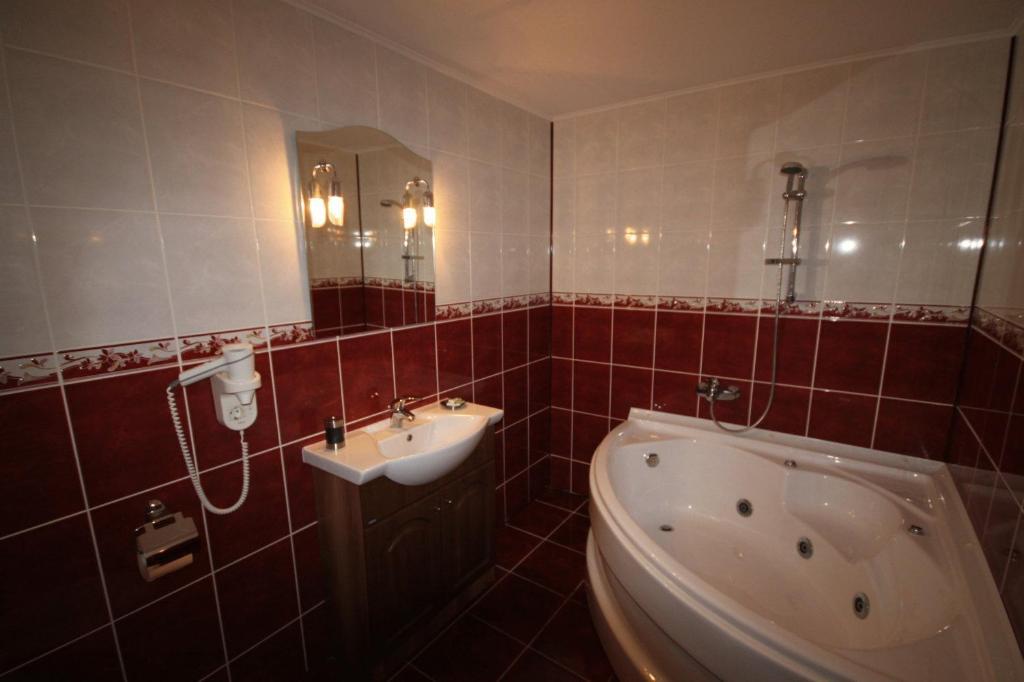 Pension Curmatura Stezii Rasinari Room photo
